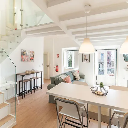 Elegant Duplex By Downtown - Sleeps 6 Apartment Lisbon