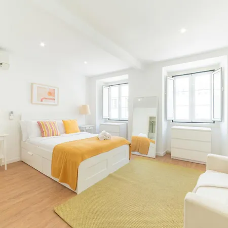 Apartment Elegant Duplex By Downtown - Sleeps 6