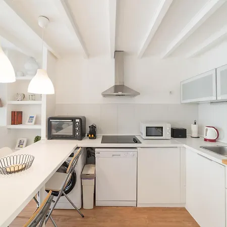 Elegant Duplex By Downtown - Sleeps 6 *
